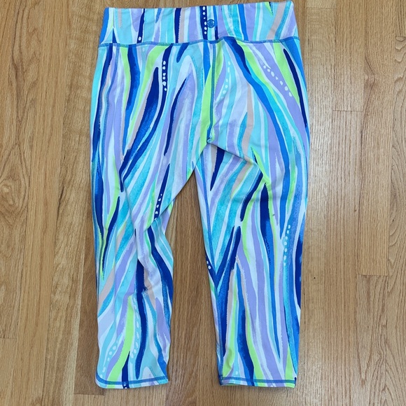Lilly Pulitzer Blue Luxletic crop Leggings size large - Picture 5 of 5
